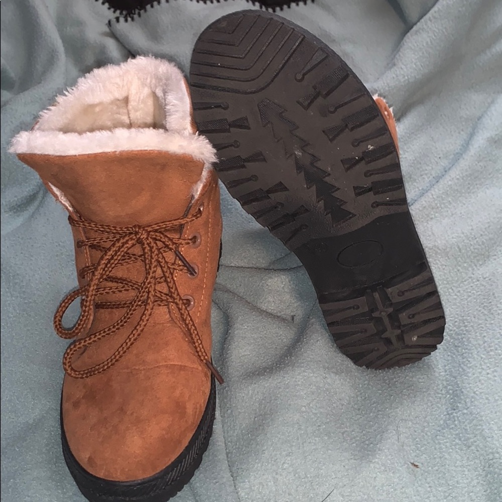 Boots - Picture 2 of 4